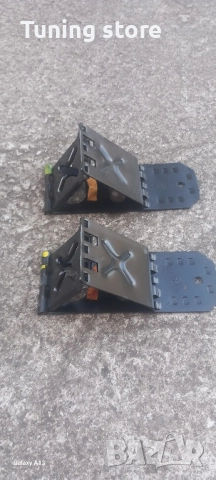 Клин за гуми за Мерцедес