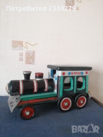 Дървено влакче,, локомотив" ръчно изработено. , снимка 1 - Колекции - 45255378