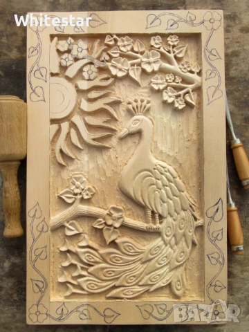 Дърворезбовано пано "Паун", снимка 3 - Декорация за дома - 53632569
