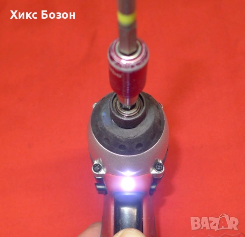 Невероятен ударен професионален винтоверт Raider RD-CDIDL01,0-2500 об, 90.Nm,12.6 волта, снимка 8 - Винтоверти - 54064708