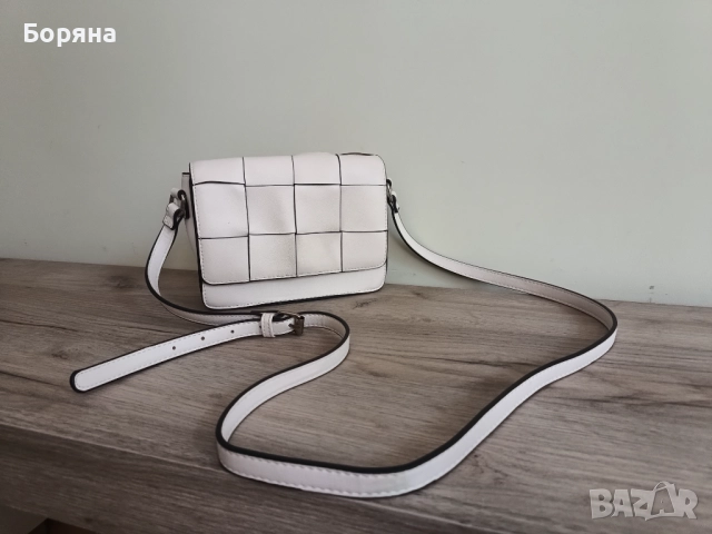 Дамски Чанти Mohito, Reserved, Bershka, Stradivarius, Други, снимка 5 - Чанти - 51693781