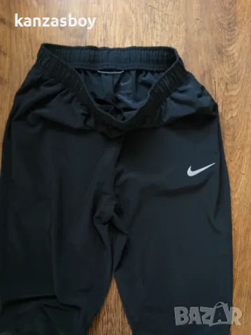 Nike Dri-FIT - страхотно юношеско долнище 158-170см., снимка 1 - Детски анцузи и суичери - 47021811