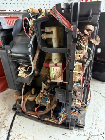 Евтини Части - Delonghi Magnifica ESAM 3240 Eleganza ECO, снимка 5 - Кафемашини - 52355166