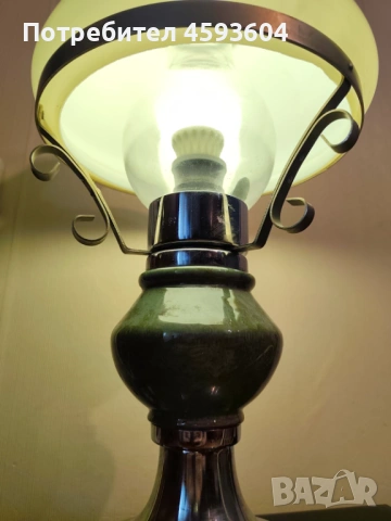 Красива ретро лампа за бюро или нощно шкафче, снимка 8 - Настолни лампи - 53962970