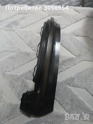 Мигач за Audi , снимка 3 - Части - 53414037
