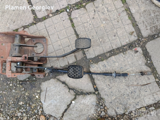 Стойка с педали за Сузуки Игнис 2005 , снимка 2 - Части - 52824575
