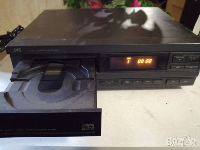 JVC XL-E31BK CD player, снимка 2 - Декове - 45825478