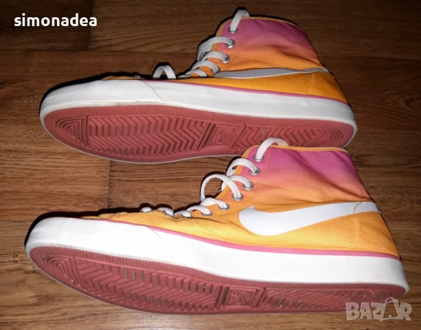 Лимитирана серия кецове Nike 39 номер, снимка 2 - Кецове - 53695403