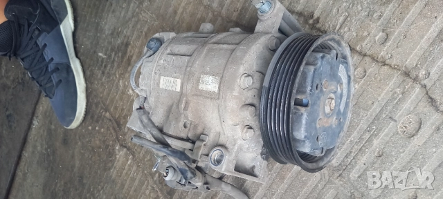 Компресор климатик Audi A4 B6 2.0 бензин 131к.с., снимка 3 - Части - 51488647