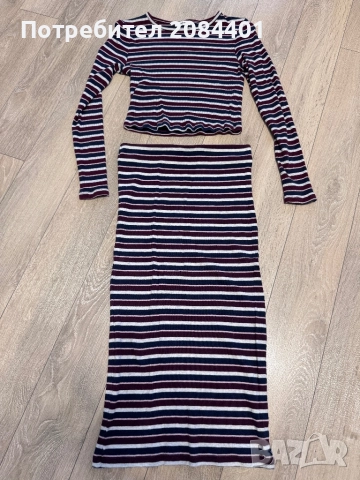 Рипс комплект от къса блуза и пола с висока талия размер ХС - С, снимка 2 - Костюми - 26582992