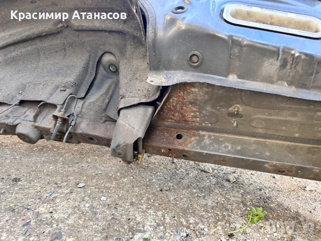 Заден ляв  калник за Тойота Авенсис T27.седан. 2009-2015г, снимка 8 - Части - 52967679