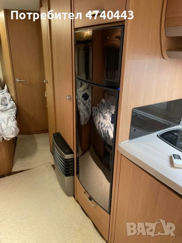 Knaus Sport 650 -  Изграден навес намиращ се на къмпинг Каваци на 40м от плажа, снимка 9 - Каравани и кемпери - 53536521