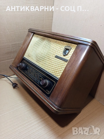 Соц Старо Българско Лампово Радио Х. Ботев. НОМЕР 677., снимка 2 - Антикварни и старинни предмети - 53396209
