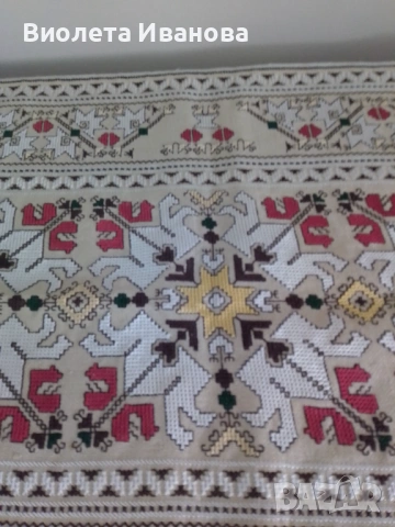 Покривка българска бродерия , снимка 3 - Други ценни предмети - 53768996
