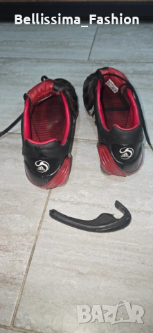 Футболни обувки Adidas Predator size 40 2/3, снимка 3 - Футбол - 53752926