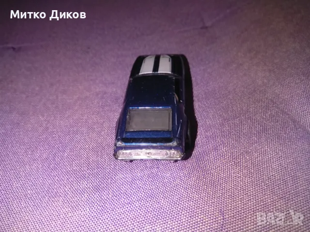 Колекционерска количка Ford Mustang Boss 351 HW Showroom 71 Hot Wheels  1:64 2013, снимка 4 - Колекции - 50165937
