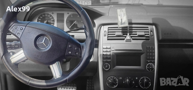 мерцедес В 180 , снимка 15 - Автомобили и джипове - 54172910