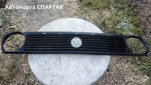 Решетка с емблема за Volkswagen golf mk2, снимка 1 - Части - 48343690