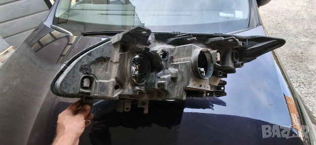 Оригинален десен фар Valeo за Рено Лагуна 3 комби Renault Laguna 3 Grandtour, снимка 7 - Части - 52801270