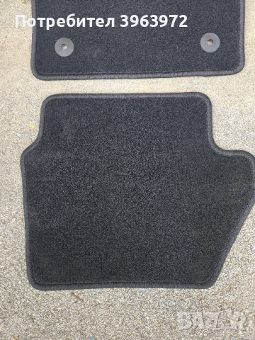 Комплект 4 бр. Оригинални мокетени стелки за Ford Fiesta 2018г, снимка 3 - Аксесоари и консумативи - 52032974