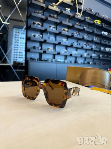 очила с черен калъф и ув защита celine dior miu miu, снимка 11 - Слънчеви и диоптрични очила - 50765953