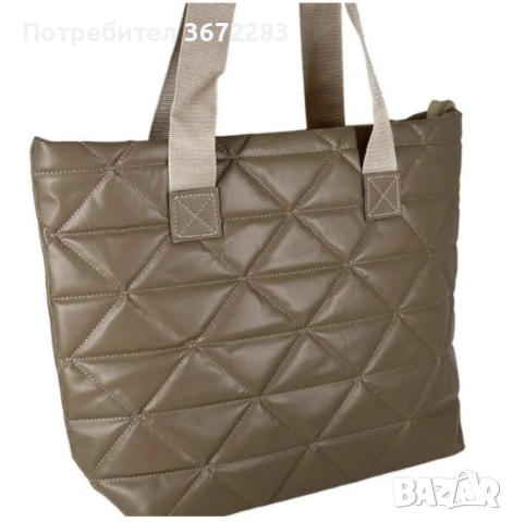 Дамска капитонирана чанта от еко кожа - супер удобна подходяща за ежедневието, снимка 1 - Чанти - 45009751