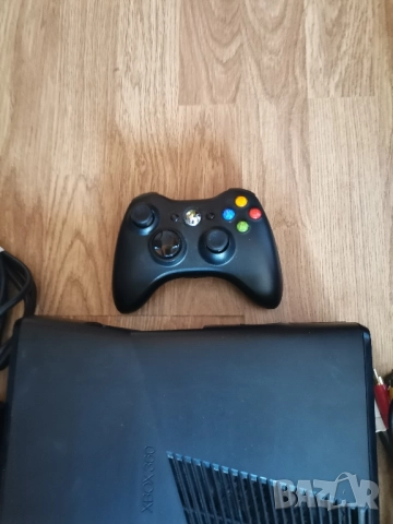 Xbox 360 slim , снимка 3 - Xbox конзоли - 51953818
