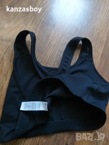 nike sport bras - страхотно бюстие L, снимка 4 - Корсети, бюстиета, топове - 47021925