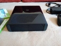 XBOX 360 E +джойстик и 5 игри, снимка 3