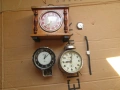 Лот за колекционери - часовници, части, литература, снимка 1