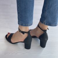 Стъпка в Стила: Стилни дамски сандали с ток за модерна жена , снимка 2 - Дамски елегантни обувки - 45495551