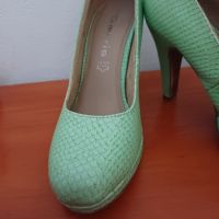 Дамски обувки Тамарис Tamaris 38 естествена кожа бледозелени, снимка 2 - Дамски обувки на ток - 45208023