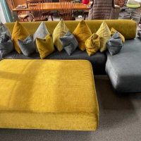 Дизайнерски диван и табуретка, снимка 2 - Дивани и мека мебел - 45710510