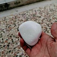 Бели камъчета , снимка 1 - Декорация за дома - 46165658