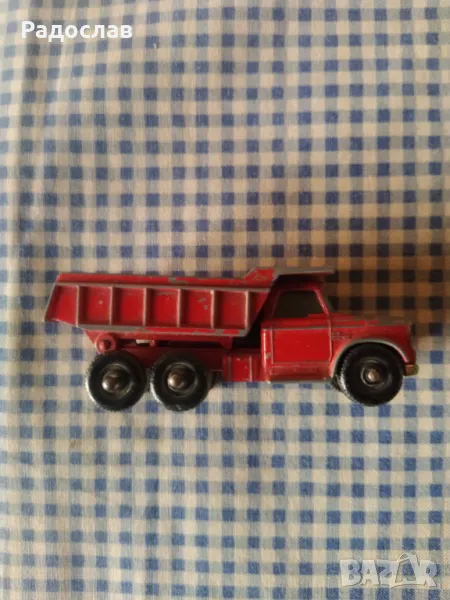 английска количка Matchbox Dumper Truck , снимка 1