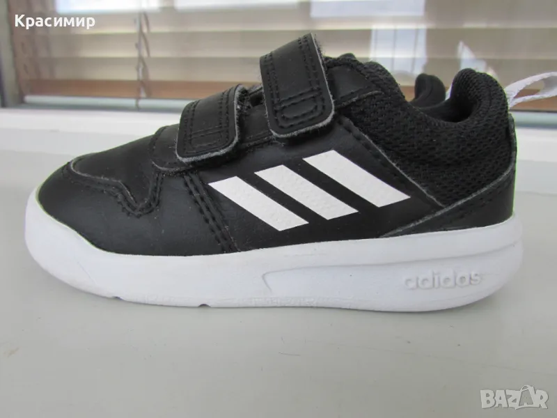 Детски маратонки Adidas Tensaur, снимка 1