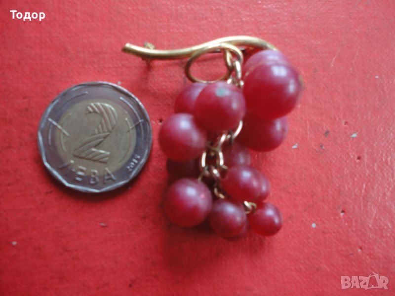 Позлатена брошка грозде , снимка 1