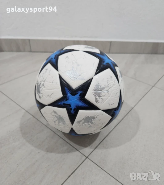 Бяла Топка Звезда Шампионска Лига 2025 за Футбол, снимка 1