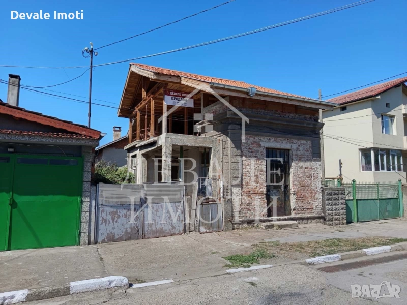 Продава къща в гр. Мартен, снимка 1