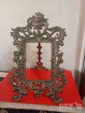 Барокова настолна рамка за снимка