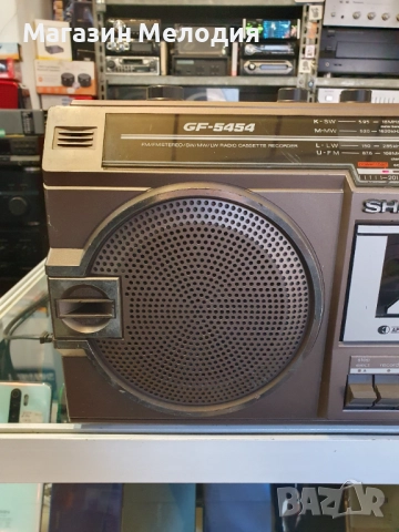 Радиокасетофон SHARP GF-5454 В перфектно техническо и много добро визуално състояние., снимка 10 - Радиокасетофони, транзистори - 51769782