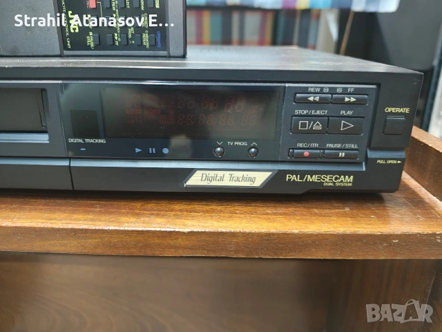JVC HR-D520EE VHS Рекордер, снимка 6 - Плейъри, домашно кино, прожектори - 53598565
