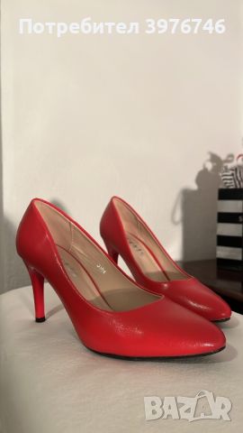 Червени токчета , снимка 1 - Дамски обувки на ток - 45485857