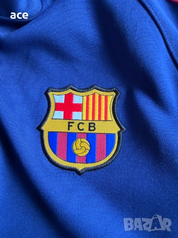 Яке на FCBarcelona, снимка 6 - Спортни дрехи, екипи - 53143672