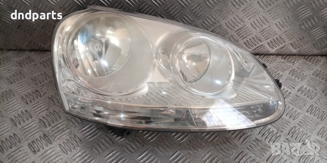 Десен фар VW Golf 5 2005г.	