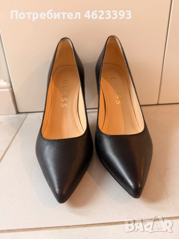 Дамски обувки на ток Guess, снимка 6 - Дамски обувки на ток - 53573219