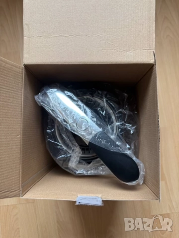 Електрическа сокоизтисквачка за цитрусови плодове 85W Royalty Line, снимка 4 - Сокоизстисквачки и цитрус преси - 51688328