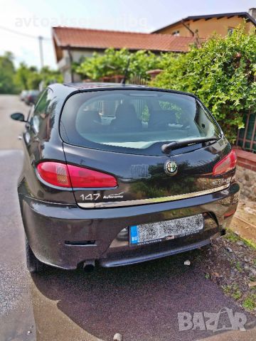 Alfa Romeo 147 1.6i FACELIFT с регистрация, снимка 11 - Автомобили и джипове - 46156320