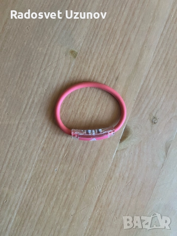 Магнитна гривна Ion Loop Adidas, снимка 2 - Гривни - 52420263