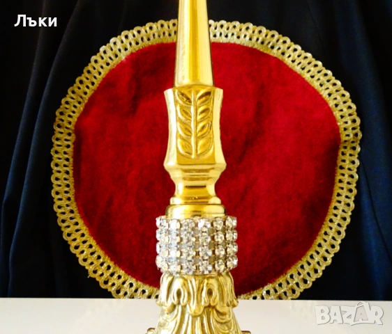 Позлатен бронзов свещник,барок,кристали. , снимка 3 - Антикварни и старинни предмети - 53990040
